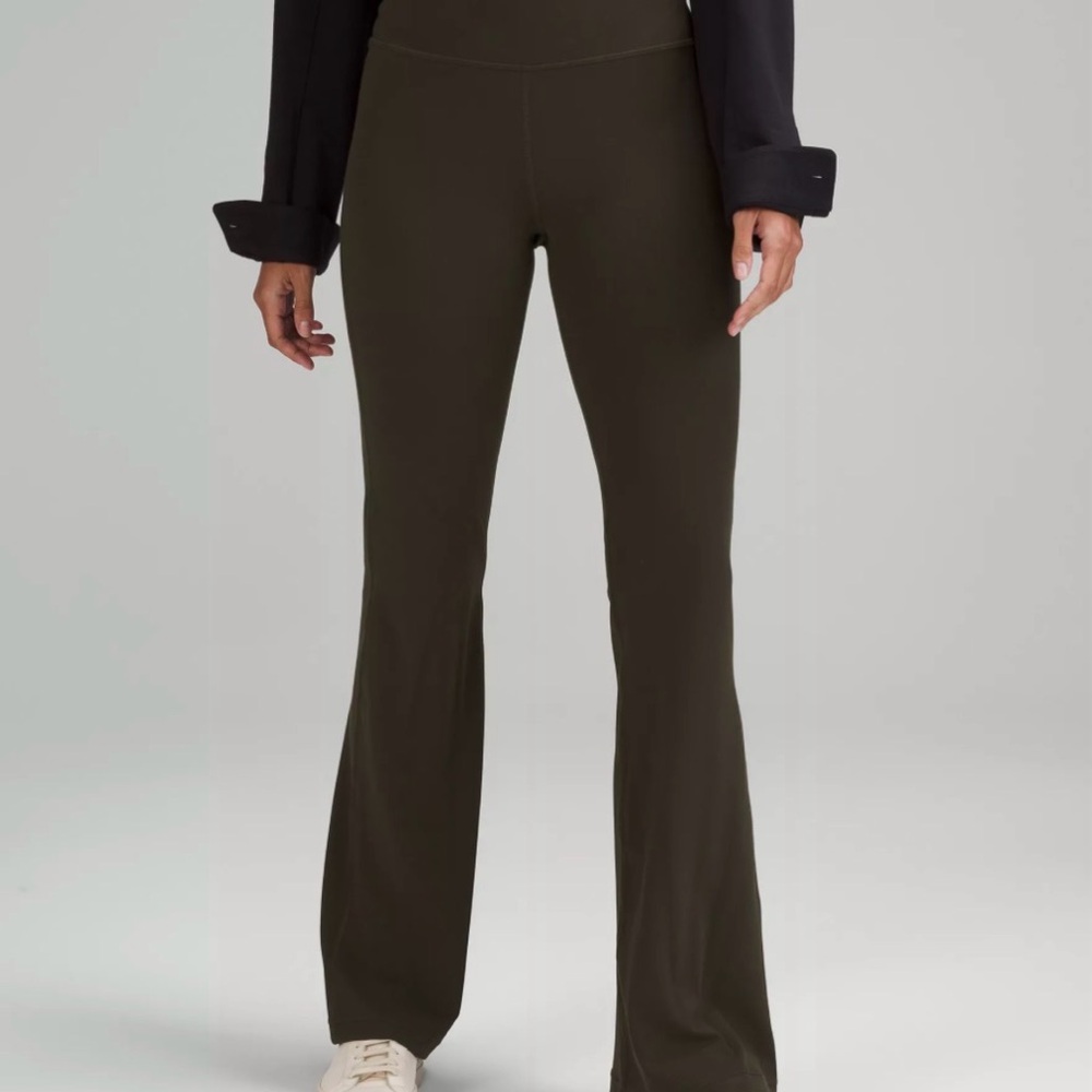 Lululemon Groove SHR Nulu™ Flared Pant